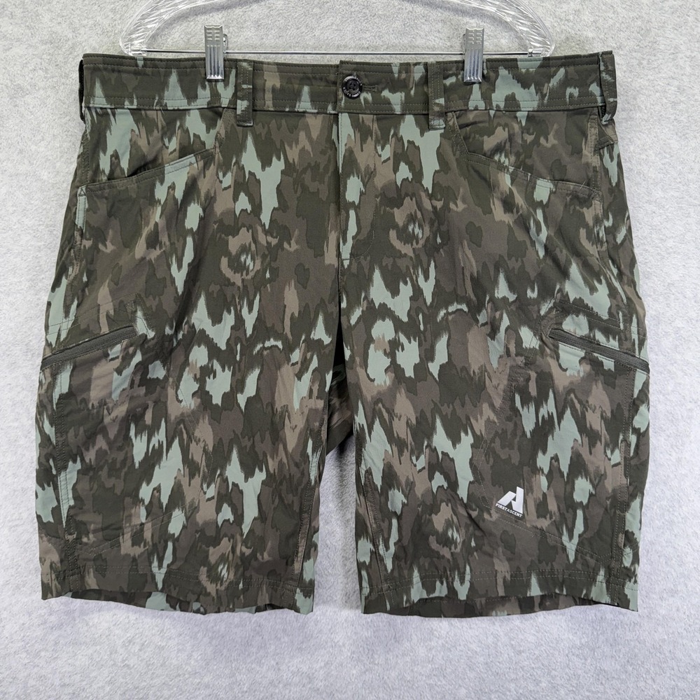 Eddie Bauer First Ascent Shorts Mens 40 Green Camo Zip Pocket Hiking Stretch